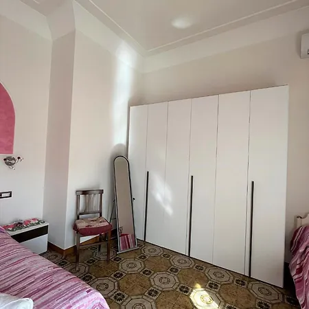 Il Borgo Oda ve Kahvaltı Agerola