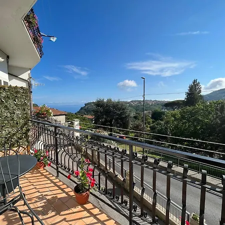 Il Borgo Oda ve Kahvaltı Agerola
