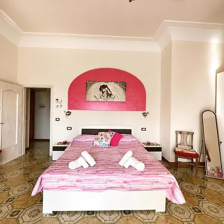 Il Borgo 4* أَجيرولا