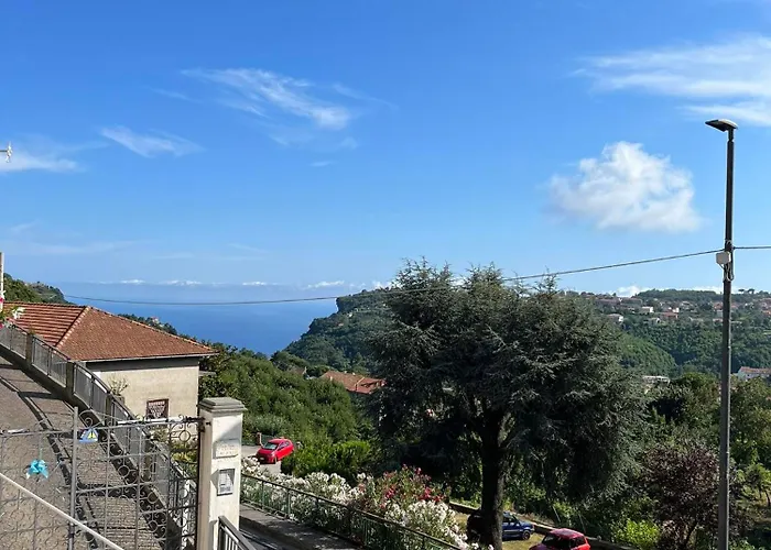 Il Borgo 4* アジェーロラ